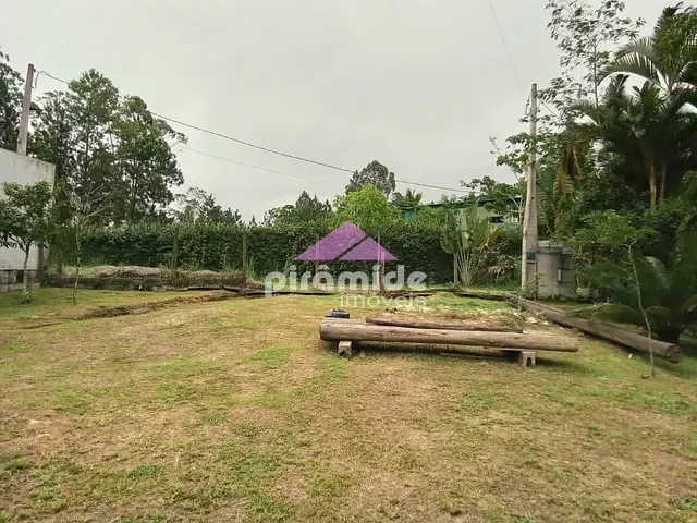Terreno com 598m², à venda, no bairro Capricórnio II em Caraguatatuba