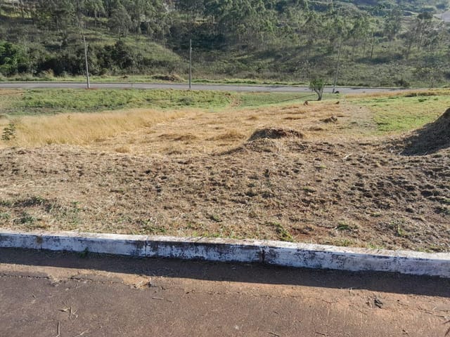 Terreno com 517m², à venda, no bairro Caixa D'água em Taubaté