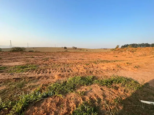 Terreno com 24000m², à venda, no bairro Eugênio de Melo em São José dos Campos