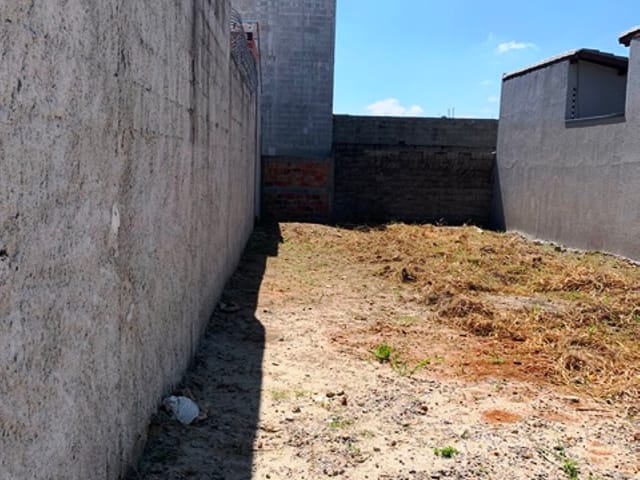 Terreno com 176m², à venda, no bairro Loteamento Residencial e Comercial Flamboyant em Pindamonhangaba