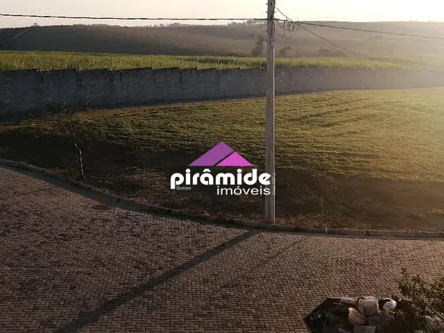 Terreno com 753m², à venda, no bairro Caçapava em Caçapava