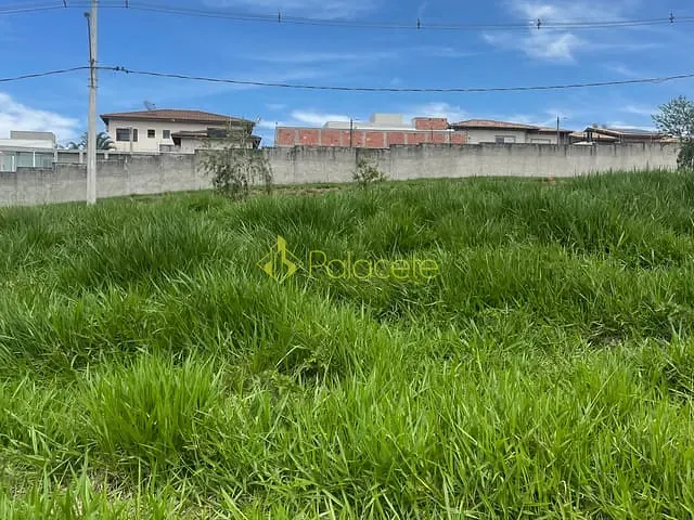 Terreno com 255m², à venda, no bairro Parque das Nações em Pindamonhangaba