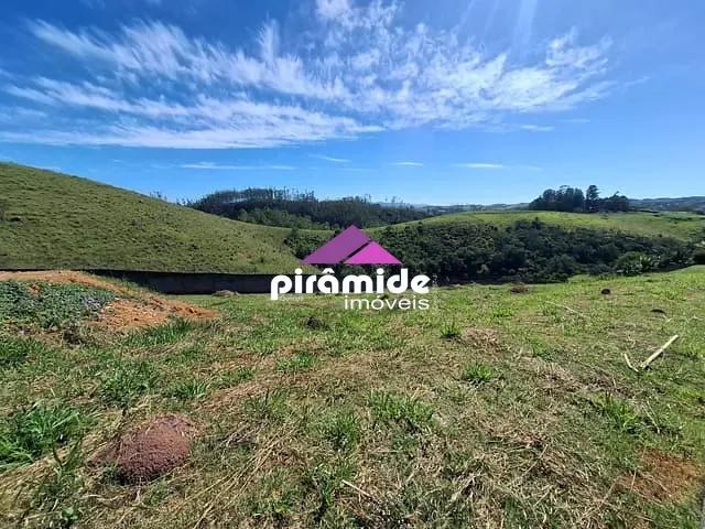 Terreno com 1055m², à venda, no bairro Condomínio Residencial Mantiqueira em São José dos Campos