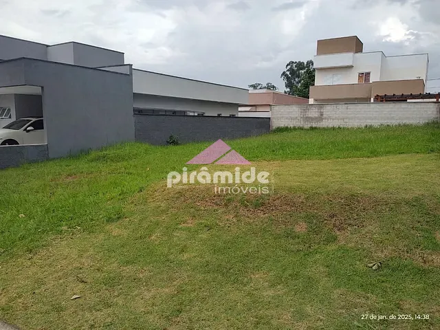 Terreno com 300m², à venda, no bairro Condomínio Terras do Vale em Caçapava