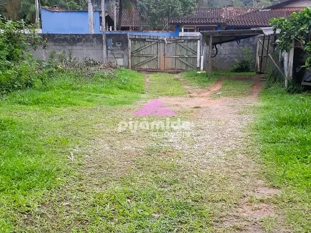 Terreno com 300m², à venda, no bairro Massaguaçu em Caraguatatuba