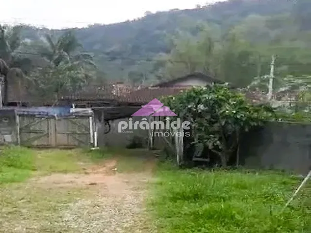 Terreno com 300m², à venda, no bairro Massaguaçu em Caraguatatuba