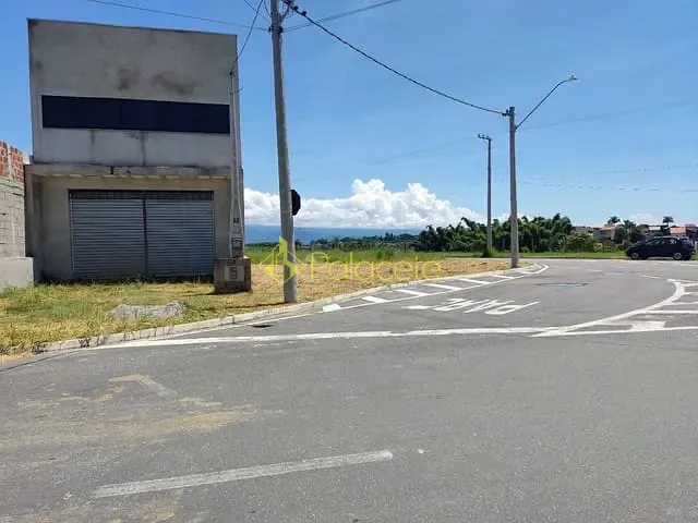 Terreno com 215m², à venda, no bairro Areao em Taubaté