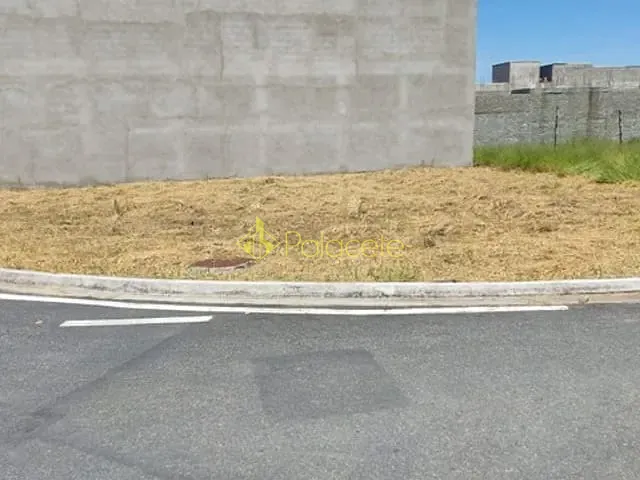Terreno com 215m², à venda, no bairro Areao em Taubaté
