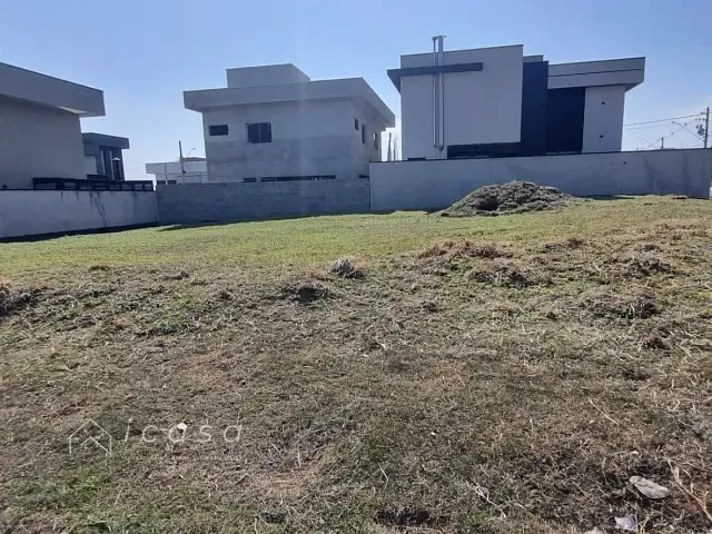 Terreno com 250m², à venda, no bairro Recanto dos Eucaliptos em São José dos Campos