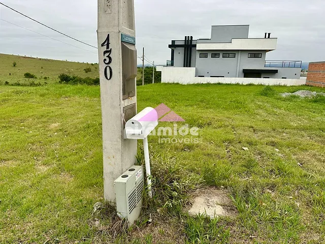 Terreno com 377m², à venda, no bairro Vila Paraíso em Caçapava
