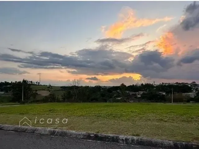 Terreno com 382m², à venda, no bairro Residencial Colinas. em Caçapava