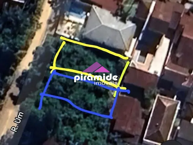 Terreno com 387m², à venda, no bairro Massaguaçu em Caraguatatuba