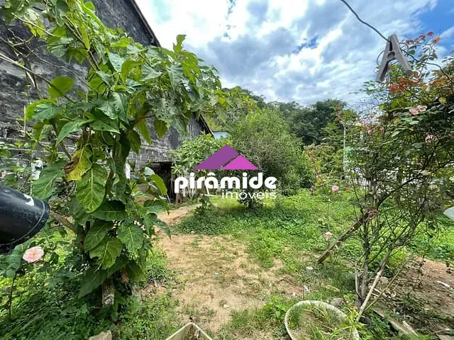 Terreno com 691m², à venda, no bairro Centro em Monteiro Lobato