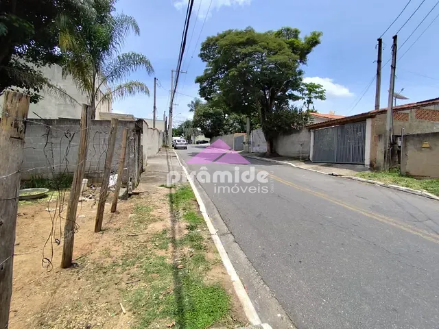 Terreno com 600m², à venda, no bairro Jardim Santa Hermínia em São José dos Campos