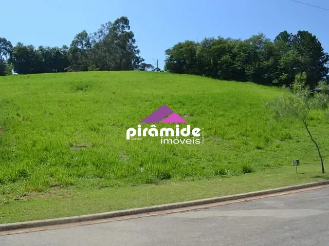 Terreno com 1050m², à venda, no bairro Tapanhão em Jambeiro