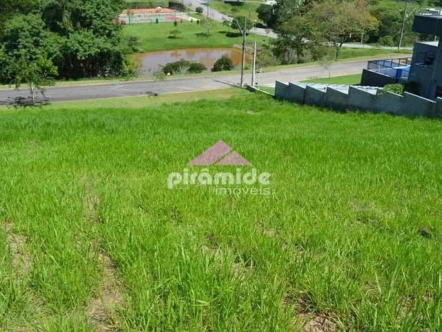 Terreno com 1050m², à venda, no bairro Tapanhão em Jambeiro