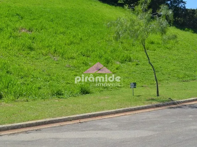 Terreno com 1050m², à venda, no bairro Tapanhão em Jambeiro