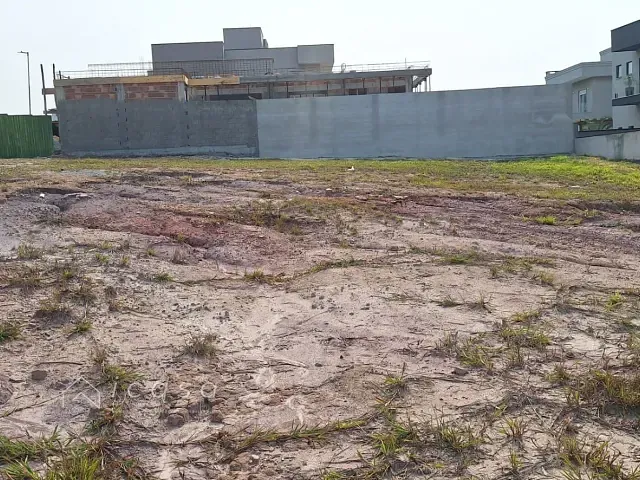 Terreno com 942m², à venda, no bairro Condomínio Residencial Monaco em São José dos Campos