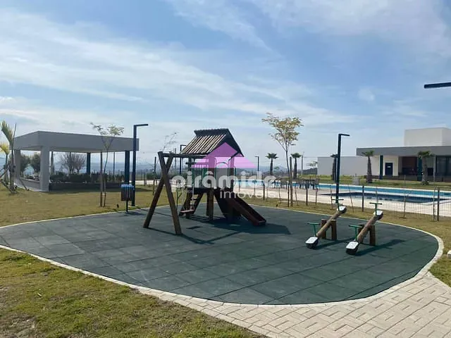 Terreno com 330m², à venda, no bairro Urbanova em São José dos Campos