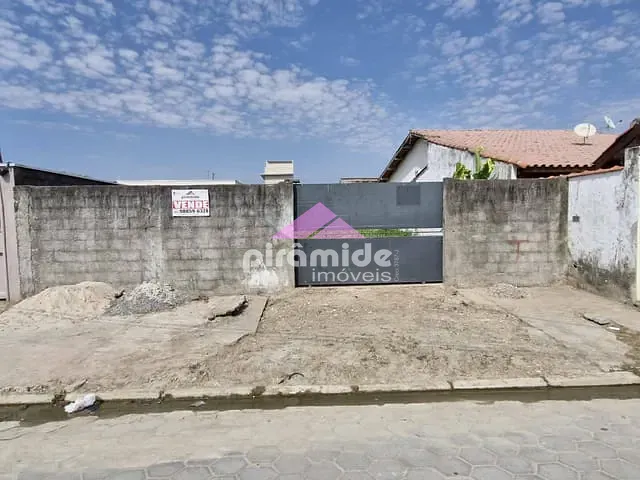 Terreno com 343m², à venda, no bairro Golfinhos em Caraguatatuba