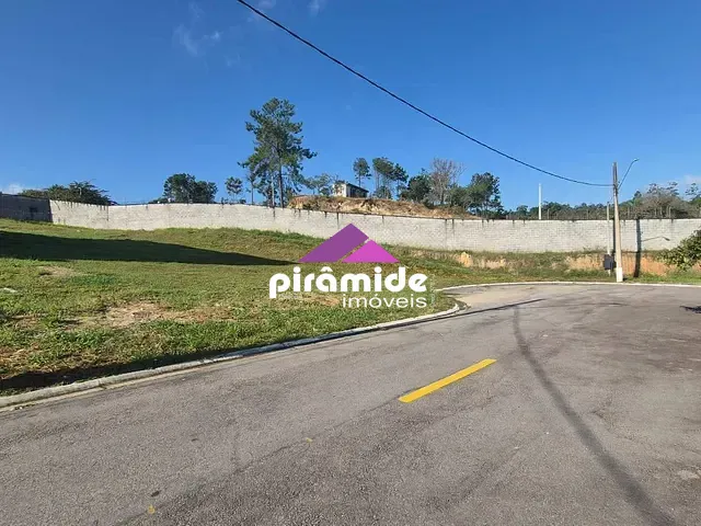 Terreno com 833m², à venda, no bairro Condomínio Residencial Altos da Quinta em São José dos Campos