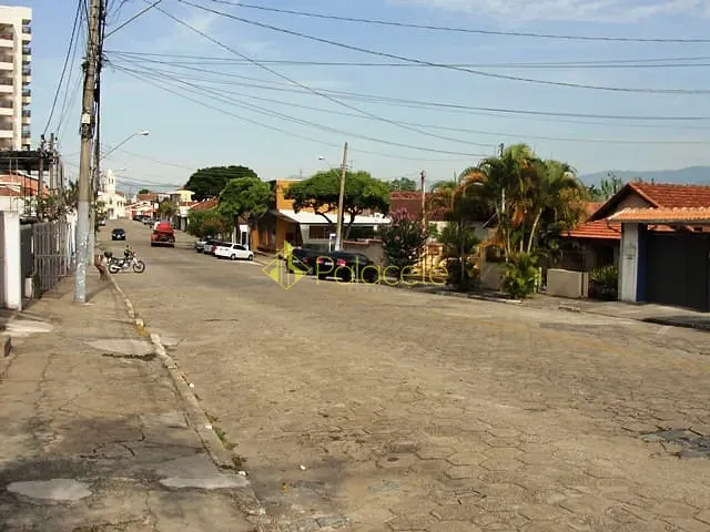 Terreno com 774m², à venda, no bairro Jardim Boa Vista em Pindamonhangaba