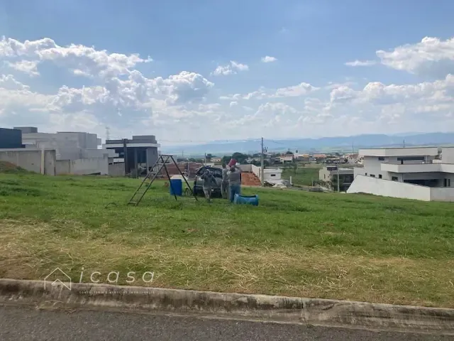 Terreno com 360m², à venda, no bairro Santa Mônica em Caçapava