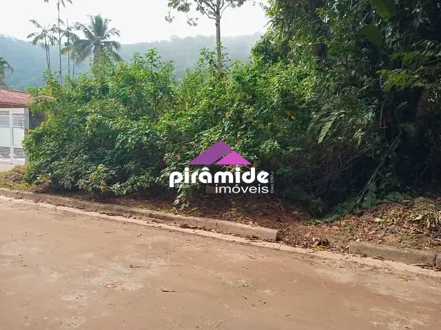 Terreno com 387m², à venda, no bairro Massaguaçu em Caraguatatuba