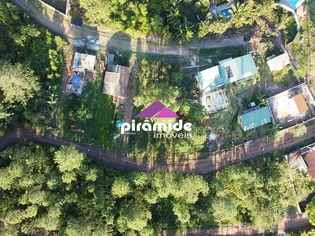 Terreno com 498m², à venda, no bairro Balneário Copacabana em Caraguatatuba