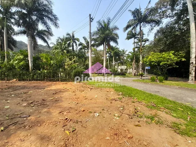 Terreno com 403m², à venda, no bairro Park Imperial em Caraguatatuba