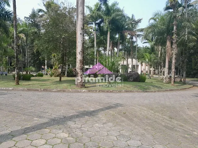 Terreno com 403m², à venda, no bairro Park Imperial em Caraguatatuba