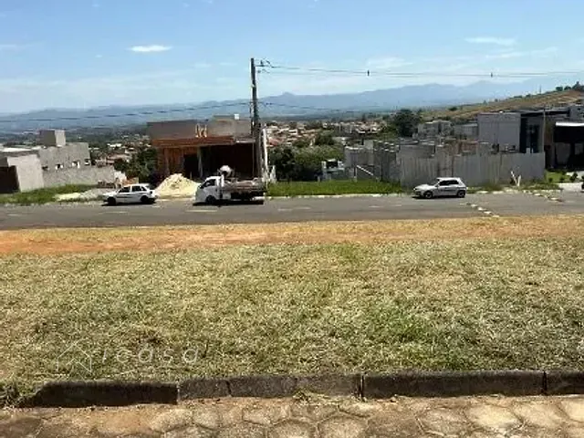Terreno com 259m², à venda, no bairro Caçapava Velha em Caçapava