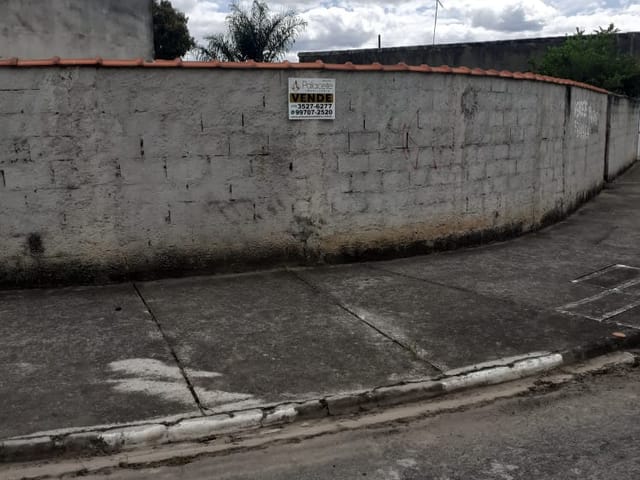 Terreno com 314m², à venda, no bairro Parque São Domingos em Pindamonhangaba