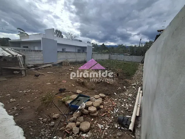 Terreno com 290m², à venda, no bairro Balneário Recanto do Sol em Caraguatatuba