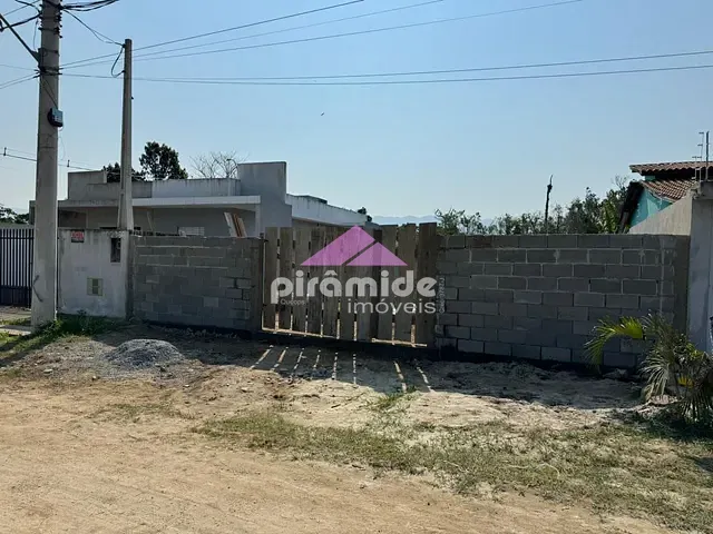Terreno com 290m², à venda, no bairro Balneário Recanto do Sol em Caraguatatuba