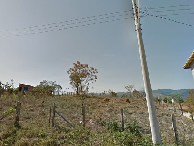Terreno com 500m², à venda, no bairro Parque Shangrilá em Pindamonhangaba
