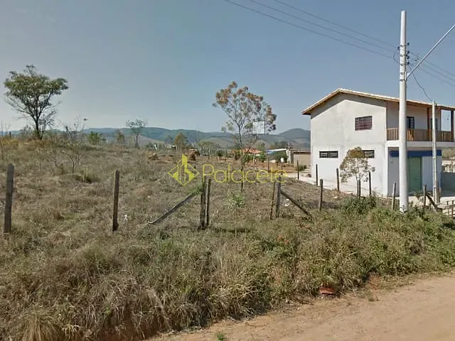 Terreno com 500m², à venda, no bairro Parque Shangrilá em Pindamonhangaba