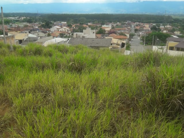 Terreno com 232m², à venda, no bairro Centro em Roseira