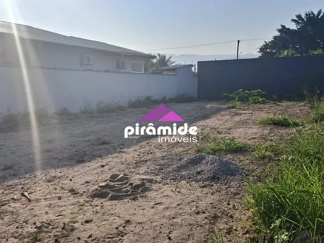 Terreno com 360m², à venda, no bairro Pontal de Santa Marina em Caraguatatuba