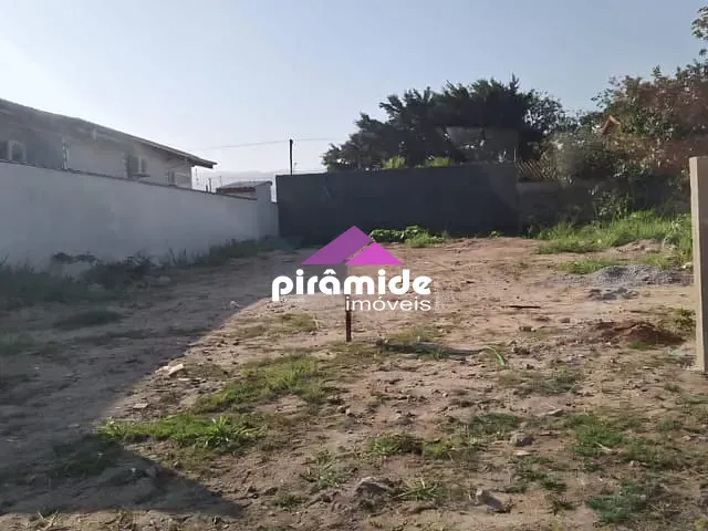 Terreno com 360m², à venda, no bairro Pontal de Santa Marina em Caraguatatuba