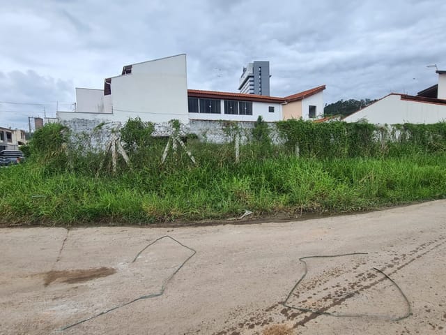 Terreno com 258m², à venda, no bairro Jardim Paraibá em Aparecida