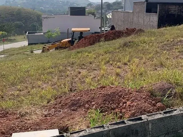 Terreno com 252m², à venda, no bairro Condomínio Residencial Mantiqueira em São José dos Campos