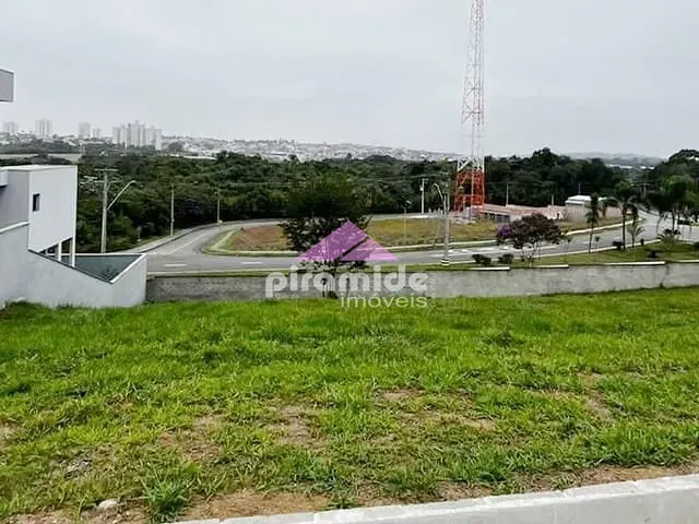 Terreno com 752m², à venda, no bairro Urbanova em São José dos Campos