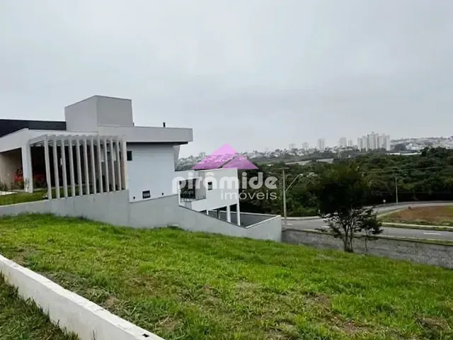 Terreno com 752m², à venda, no bairro Urbanova em São José dos Campos