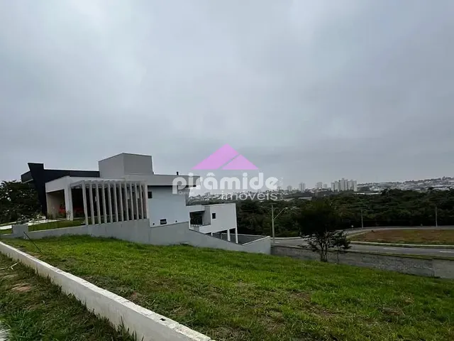 Terreno com 752m², à venda, no bairro Urbanova em São José dos Campos
