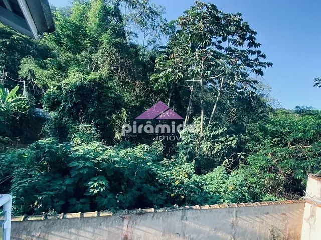 Terreno com 360m², à venda, no bairro Cidade Jardim em Caraguatatuba