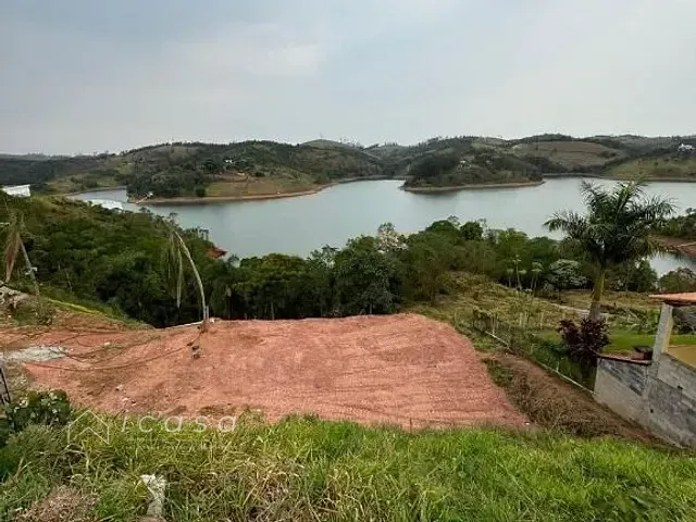 Terreno com 2000m², à venda, no bairro Estância Kennedy em Santa Isabel