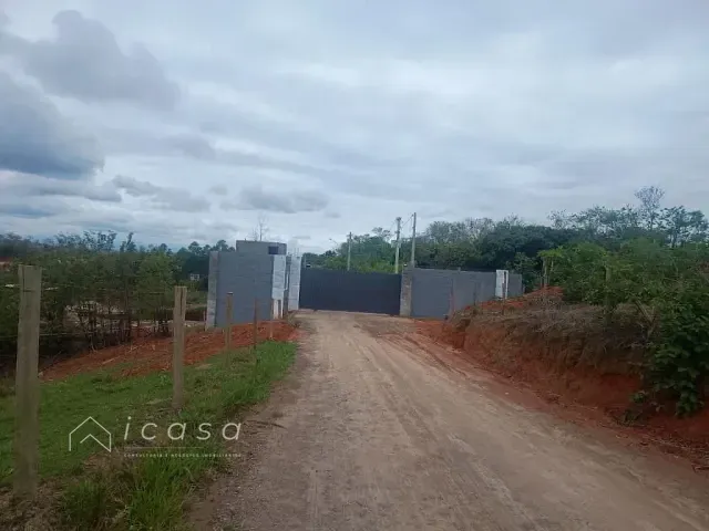 Terreno com 2000m², à venda, no bairro Chácaras Santa Maria em Jacareí