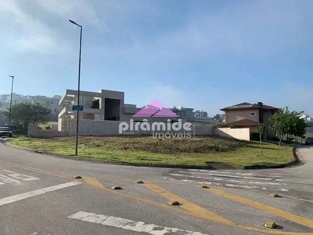 Terreno com 663m², à venda, no bairro Urbanova em São José dos Campos
