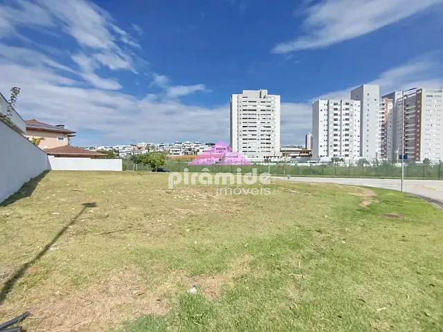 Terreno com 663m², à venda, no bairro Urbanova em São José dos Campos